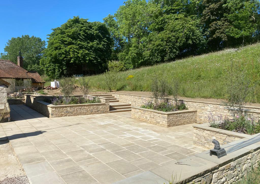 Civil Engineering and Landscaping - Castle Eaton Construction, Surrey