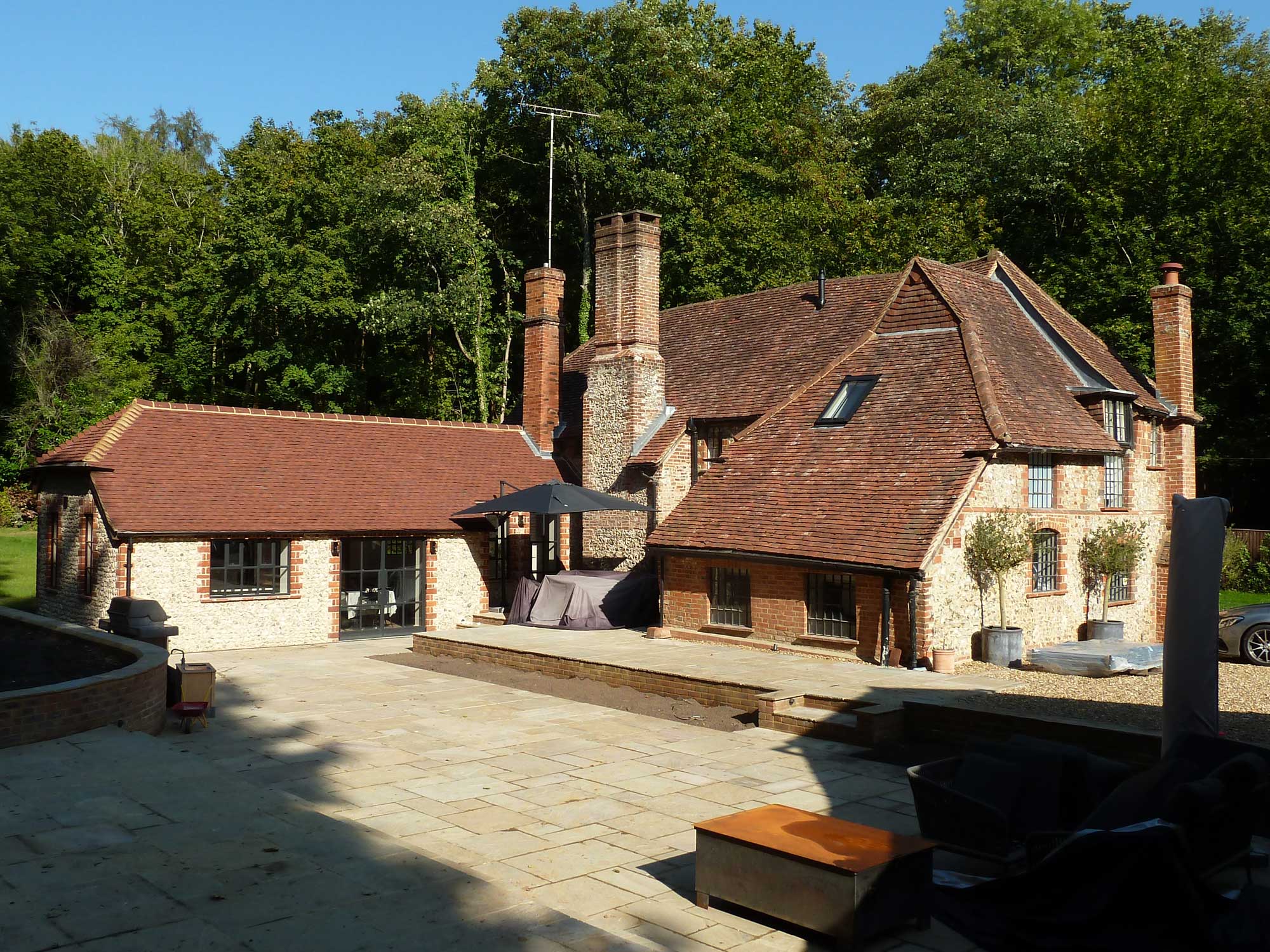 Lovelace-house-extension - Castle Eaton Construction, Surrey