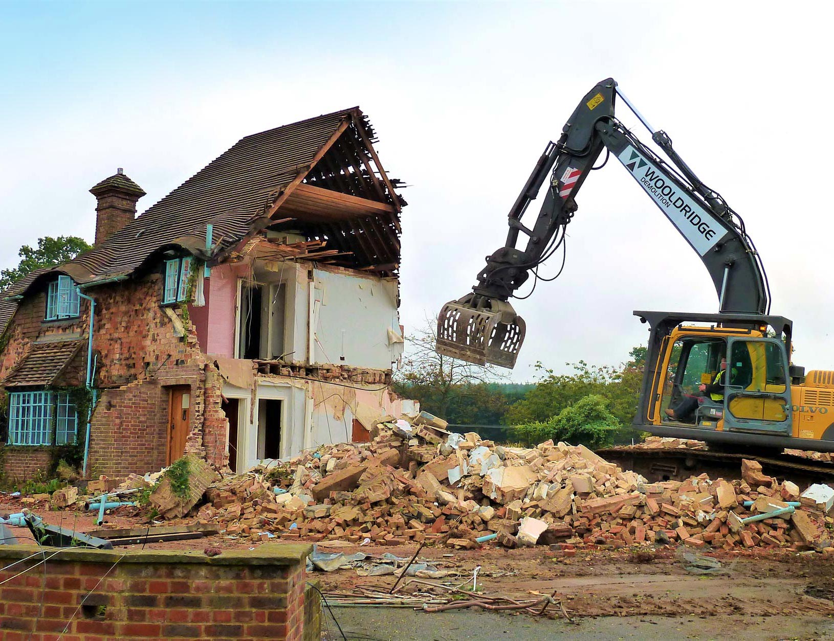 Demolition of existing site - Castle Eaton Construction, Surrey